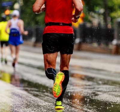 Benefits and drawbacks of running in the rain